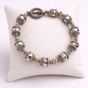 Metallic beaded bracelet